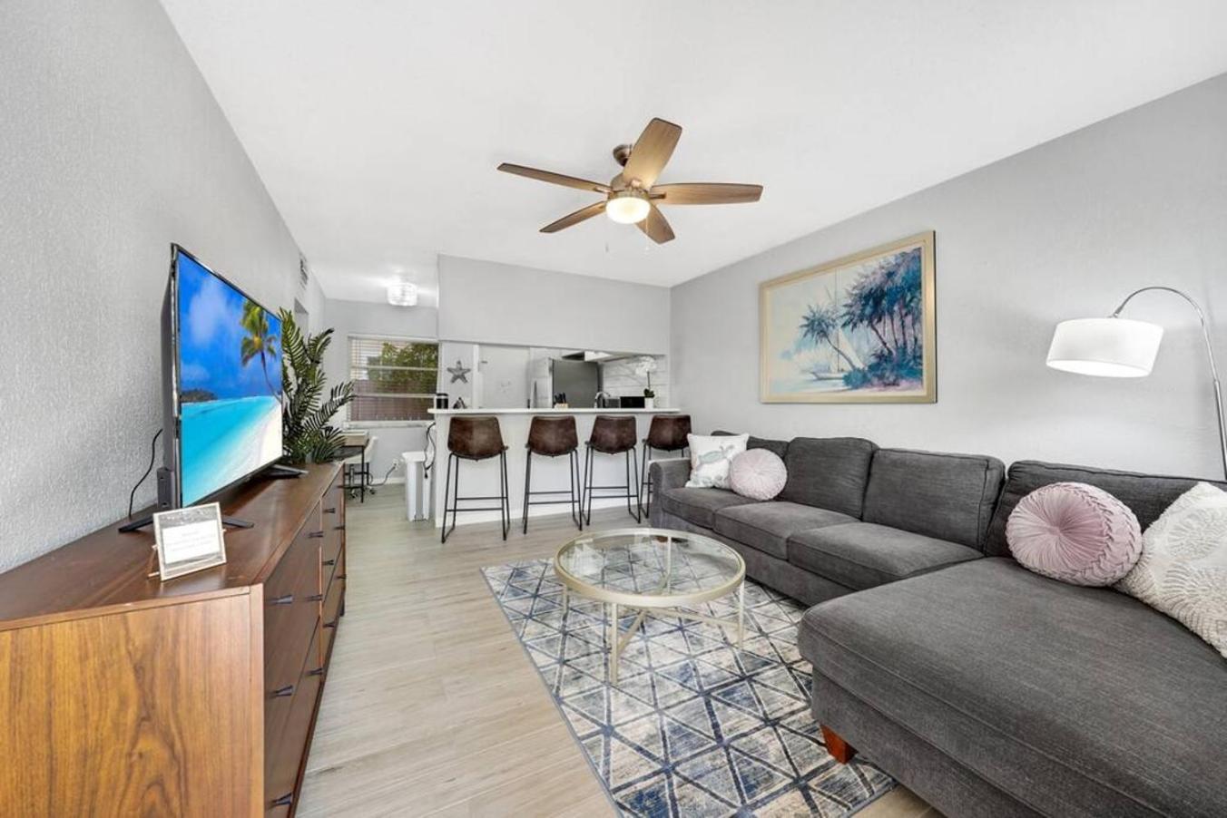 Lovely 1 Bedroom - Just Beachy By Pmi Fort Lauderdale Exteriör bild