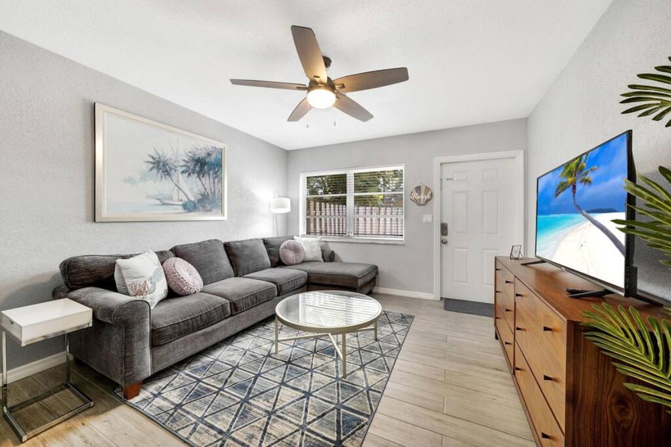 Lovely 1 Bedroom - Just Beachy By Pmi Fort Lauderdale Exteriör bild