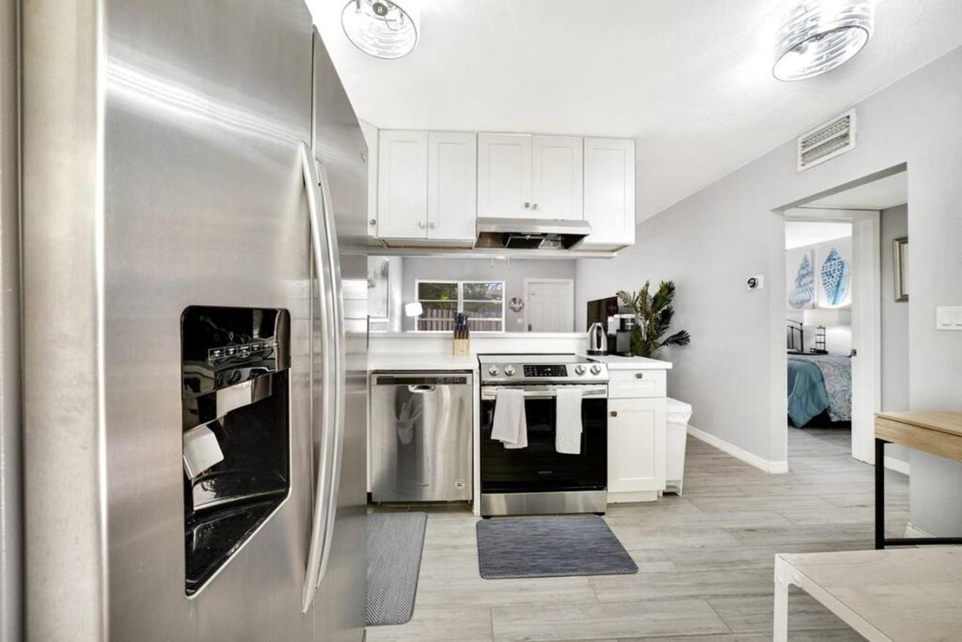 Lovely 1 Bedroom - Just Beachy By Pmi Fort Lauderdale Exteriör bild