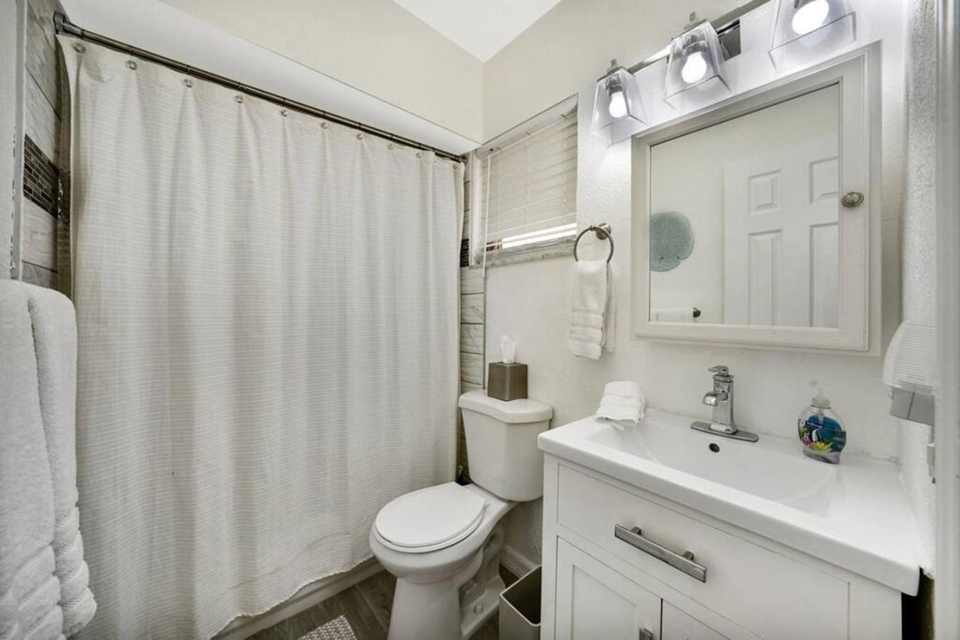 Lovely 1 Bedroom - Just Beachy By Pmi Fort Lauderdale Exteriör bild