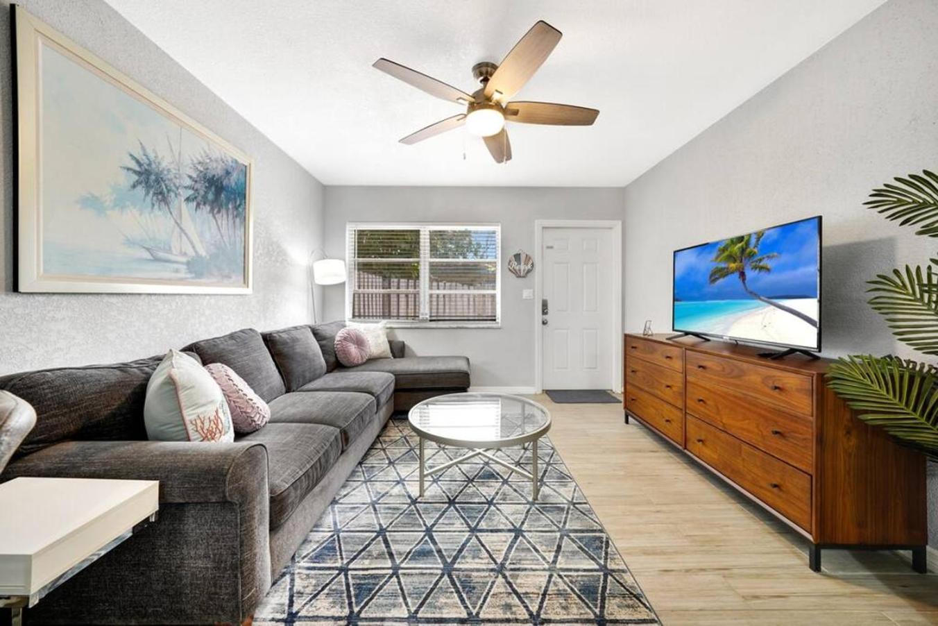 Lovely 1 Bedroom - Just Beachy By Pmi Fort Lauderdale Exteriör bild